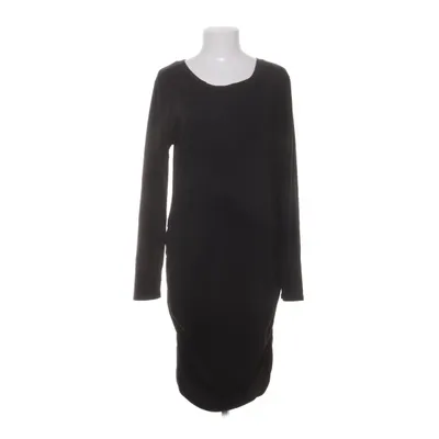 Klänning (Svart) från Liberte