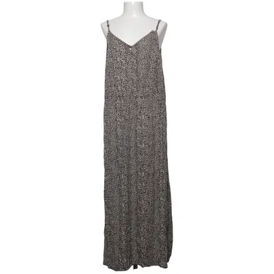 Maxi dress (Black, White) from ONLY Carmakoma