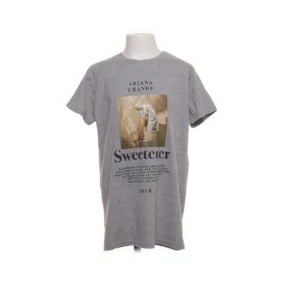 T-shirt (Gray, Multicolored) from Ariana Grande