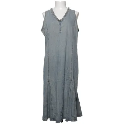 Denim dress (Blue) from BC Company Cotton