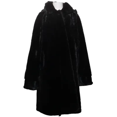 Kappa (Svart) från Pierre Salomon Akryl, Polyester