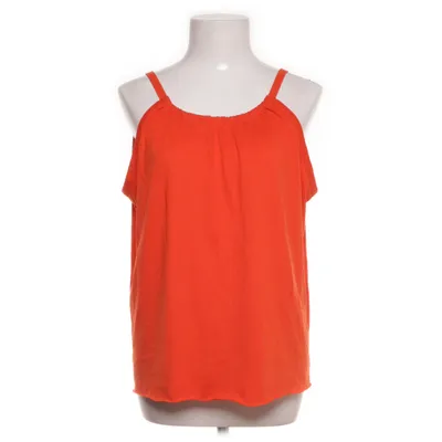 Linne (Röd) från Essentials