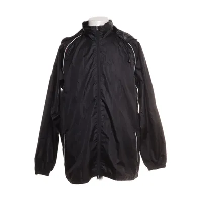 Jacka (Svart) från Asaklitt