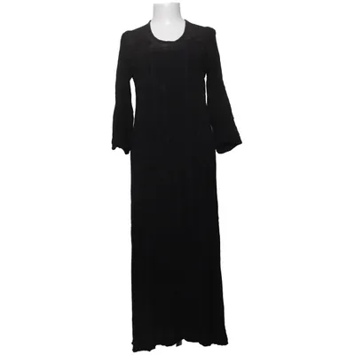 Robe longue (Noir) de Avery Viscose
