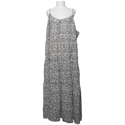 Kleid (Weiß, Schwarz) von Studio Untold Polyester