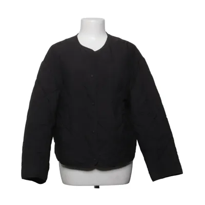 Letvægtsjakke (Sort) fra Mango Polyamid, Genanvendt polyester
