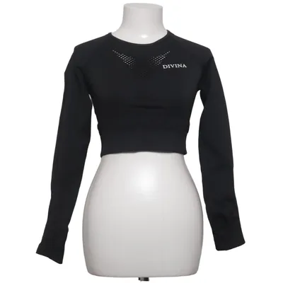 Sports top (Black) from Divina