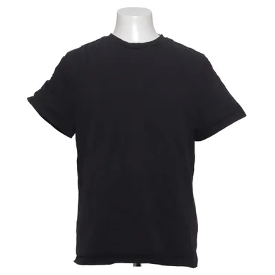 T-shirt (Black) from Flowlife