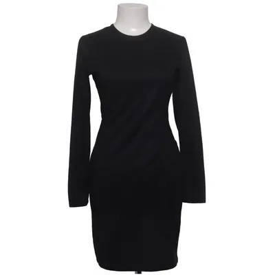 Robe (Noir) de Dennis M