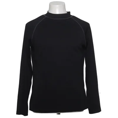 Base layer shirt (Black) from Windy Peak