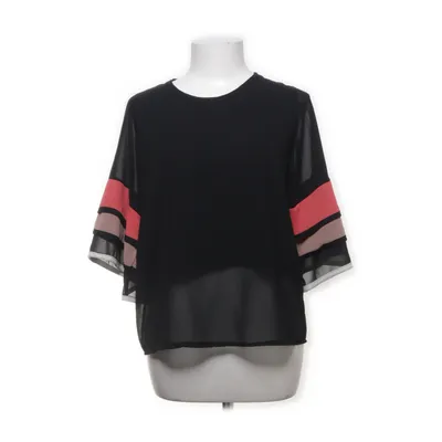 Blouse (Noir, Rouge, Beige) de Two & Two