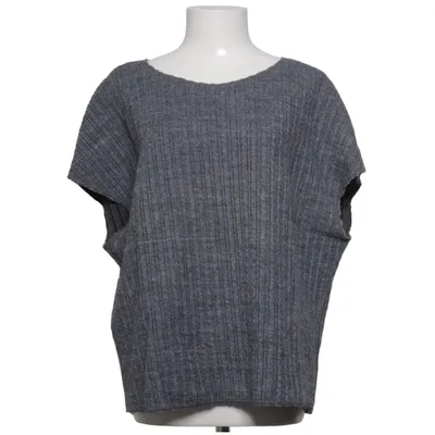 Top (Gray) from Luxzuz