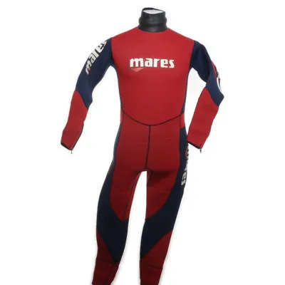 Våtdräkt (Röd, Blå) från Mares