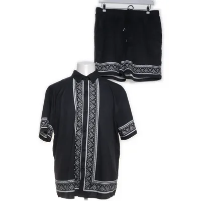 Set (Black, White)