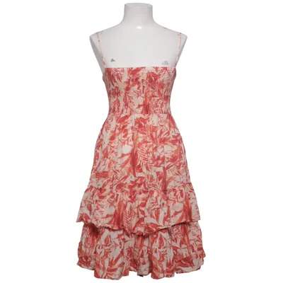 Robe (Rouge, Blanc) de Garage