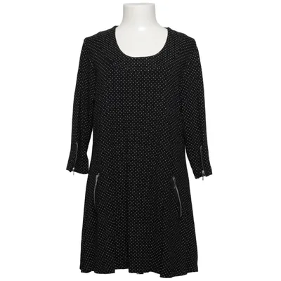 Klänning (Svart, Vit) från Kanok Elastan, Viskos