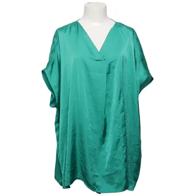 Topp (Grön) från Qúe Polyester