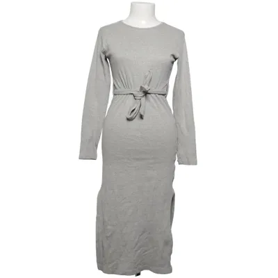 Långklänning (Grå) från Missguided Maternity