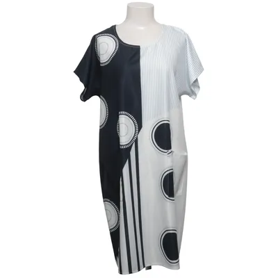 Jurk (Zwart, Wit, Blauw) van J.C Fashion