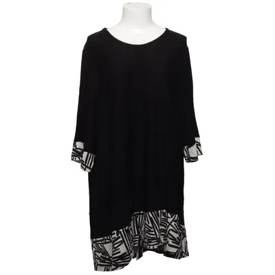 Dress (Black, White) from Kanok