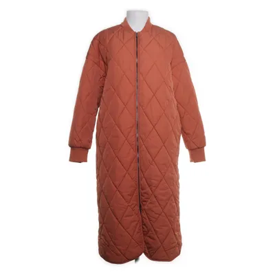Winterjas (Oranje) van About You Polyamide, Polyester