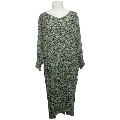 Klänning (Vinna Dress) från Cassiopeia Viskos