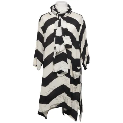 Långklänning (Svart, Vit) från The Masai Clothing Company Viskos