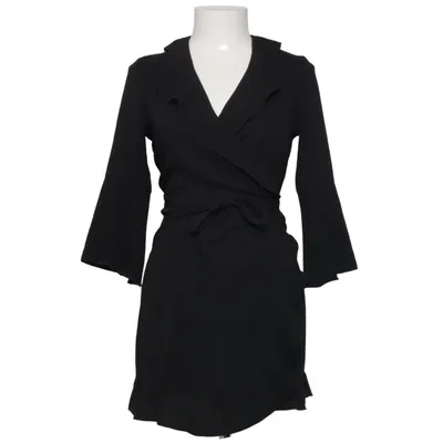 Robe portefeuille (Noir) de Outrageous Fortune