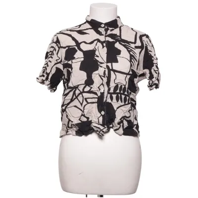Kortärmad skjorta (Svart, Beige, Flerfärgad) från Monki Viskos