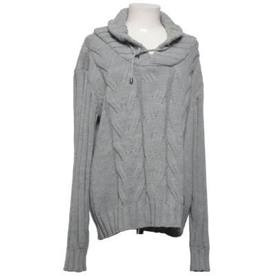 Sweater (Gray) from AIK Acrylic