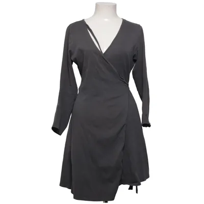 Robe portefeuille (Gris) de Santa Ni Élasthane, Coton biologique