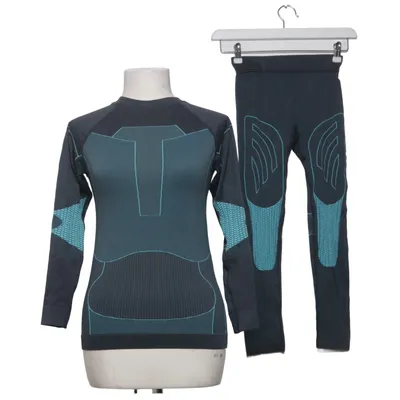 Base layer (Ian) from Front Polyamide, Polyester