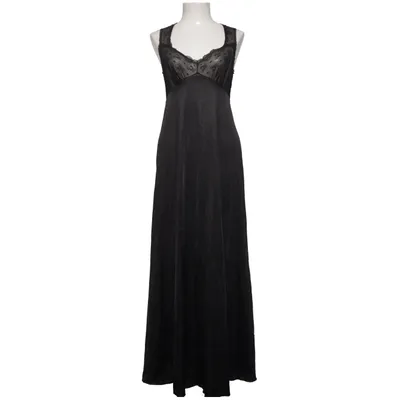 Slip (Black) from Vanity Fair