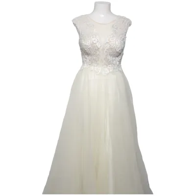 Trouwjurk (M-896) van F&P Polyester