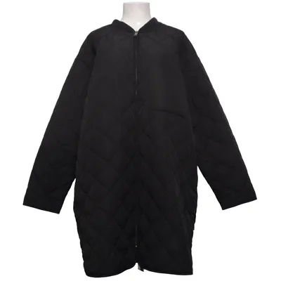 Mantel (Schwarz) von Jonas Nielsen Recyceltes Polyester