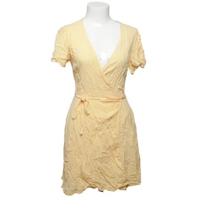 Robe portefeuille (Wrap Mini Dress) de Camille Botten x NA-KD Viscose