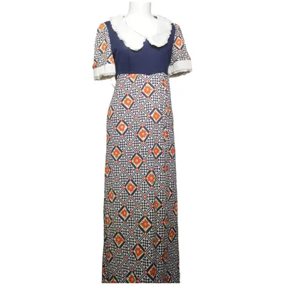 Robe longue (Noir, Blanc, Rouge, Bleu) de Ilgwu