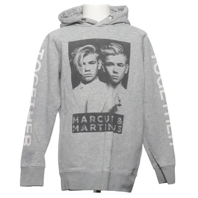 Huvtröja (Grå) från Marcus & Martinus Ekologisk bomull, Återvunnen polyester
