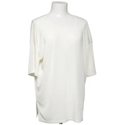 T-shirt (Vit) från By Challis