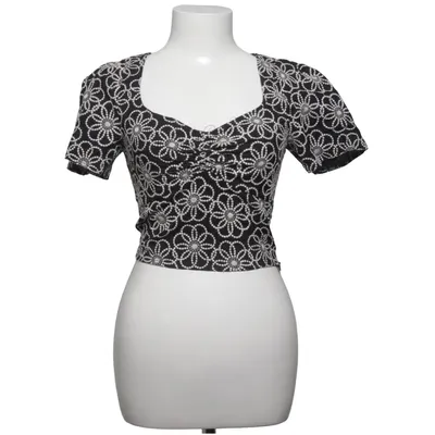 Top (Black, White) from Reserved