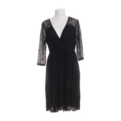 Klänning (Svart) från About You