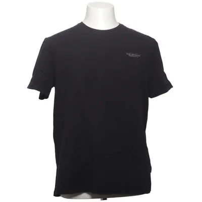T-shirt (Black) from Yourturn