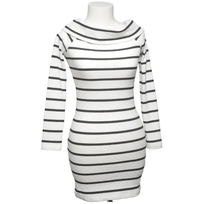 Dress (Striped Off Shoulder Dress) from Nelly Elastane, Polyester, Viscose
