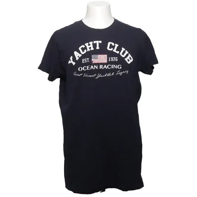 T-shirt (Yacht Club) from Saint Vincent Cotton