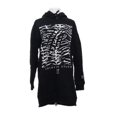 Huvtröja (Svart, Vit) från Nikkie Bomull