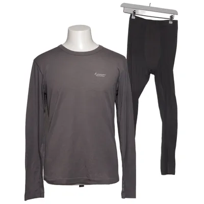 Base layer (Gray) from Hickory Polyester