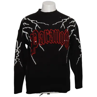 Sweater (Black, White, Red) from New Yorker Acrylic