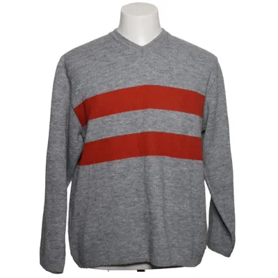 Sweater (Gray, Red) from Camaro