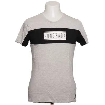 T-shirt (Stripe Sleeves Tee) från Non Grada Bomull, Viskos