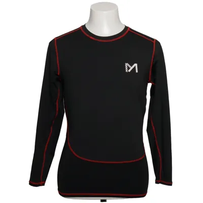 Base layer shirt (Black, Red) from Millet